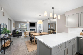 Hadley's Place at Pointe Royale, Pristine 2 Bed 2 Bath Condo